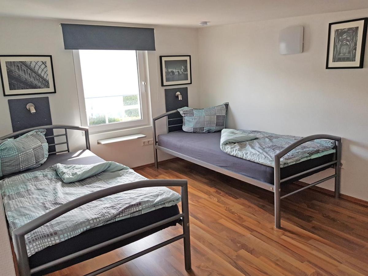 Loft-Unterkunft Sinsheim Luaran gambar