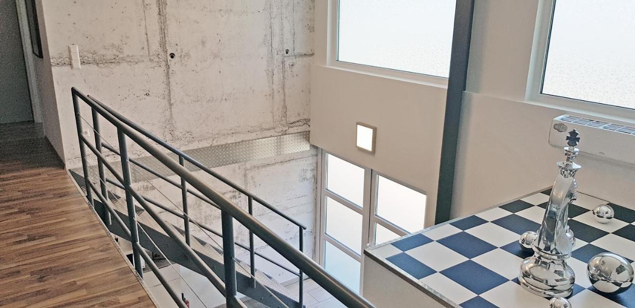 Loft-Unterkunft Sinsheim Luaran gambar